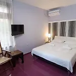 Rosi Villa *