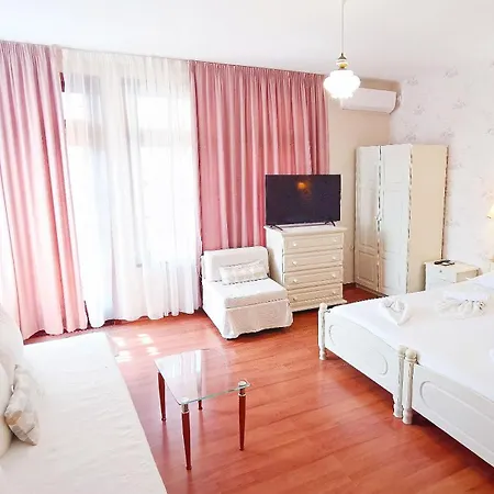 Rosi Villa