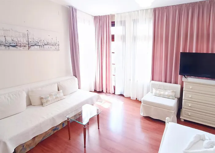 Луксозна вила Rosi *