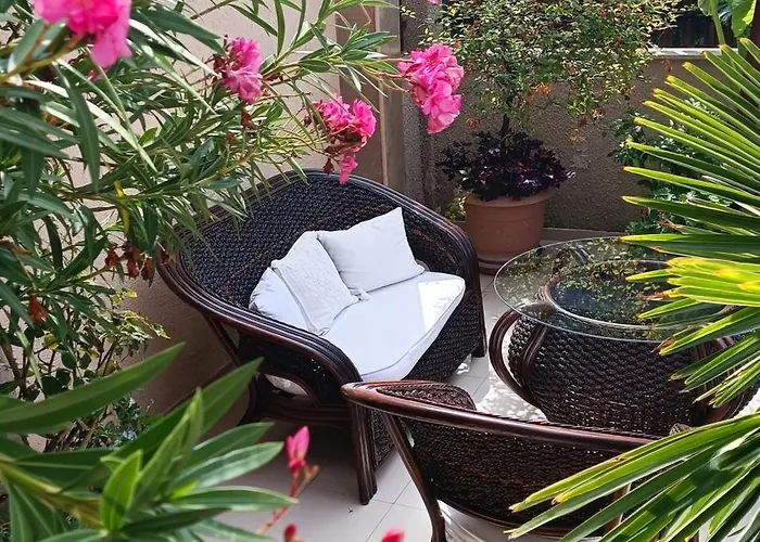 Луксозна вила Rosi *